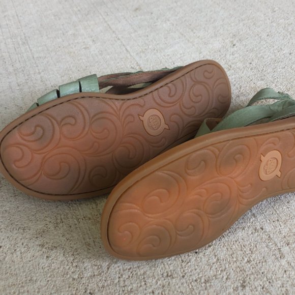 Born Iwa Sandal Woven Green 7 - Picture 5 of 5